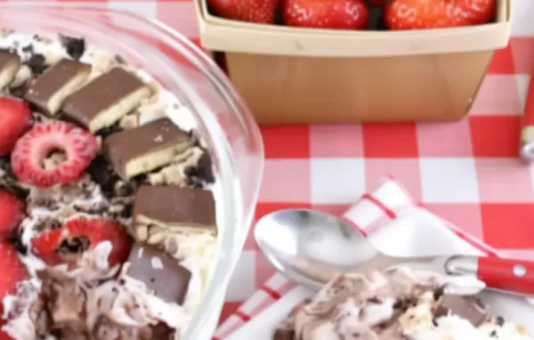 A decadent and refreshing no-bake dessert with layers of chocolate, strawberries, and crunchy cookies.