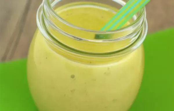 Avocado-Banana-Nut Smoothie