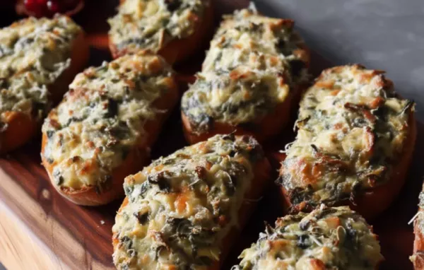 Baked Spinach and Artichoke Toasts