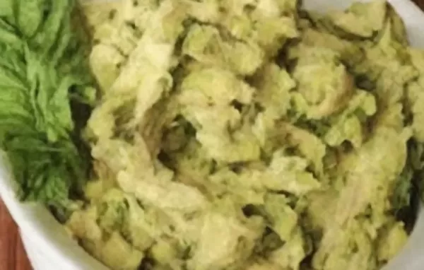 Basil-Avocado-Chicken Salad Wraps
