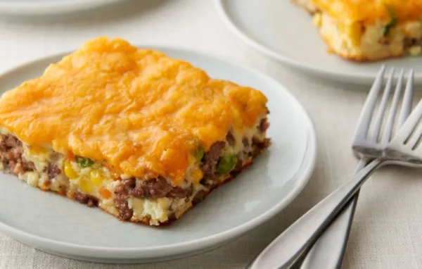 Buttermilk-Crusted Cheeseburger Pie