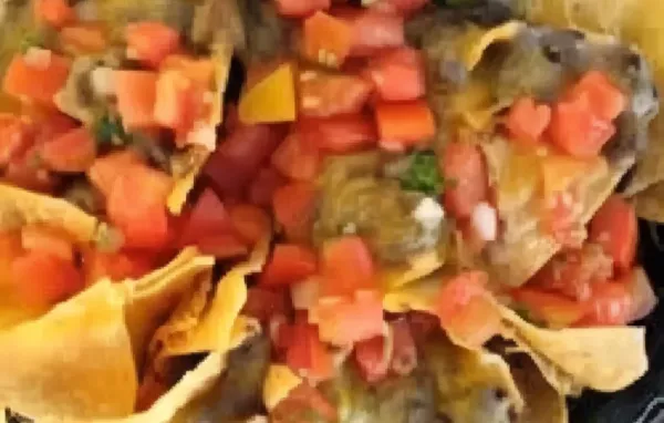 Cheesy and Flavorful Baked Nachos Recipe