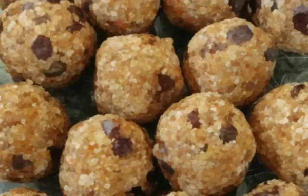 Chocolate Peanut Butter Energy Balls