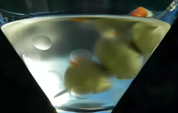 Classic Vodka Martini Cocktail Recipe