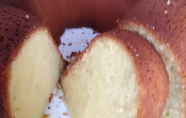 Classic Yellow Pound Cake Recipe