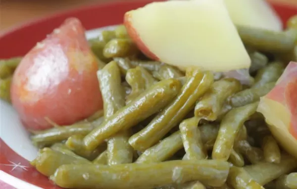 Country-Style Green Beans with Red Potatoes