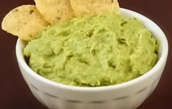 Creamy and delicious avocado hummus recipe