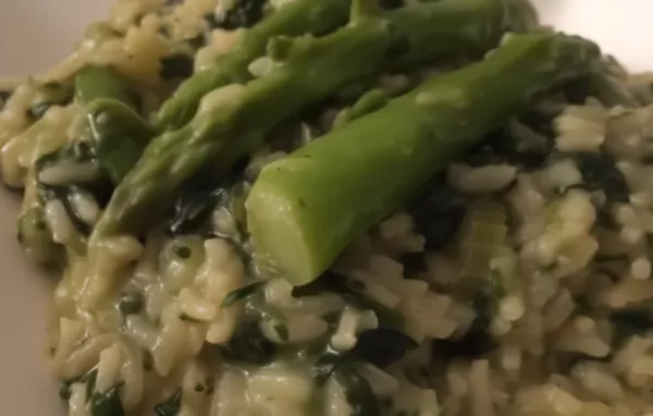 Creamy and Flavorful Emerald Green Risotto Recipe