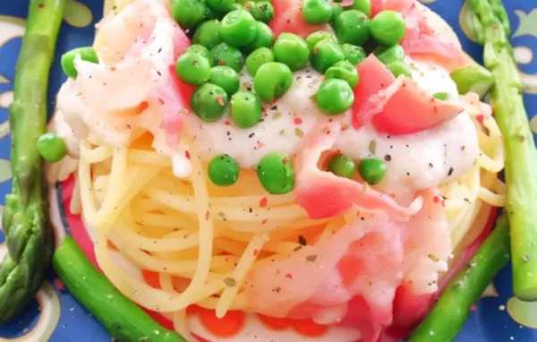 Creamy Fettuccine with Asparagus, Peas, and Prosciutto