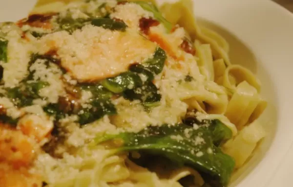 Creamy Salmon and Spinach Fettuccine