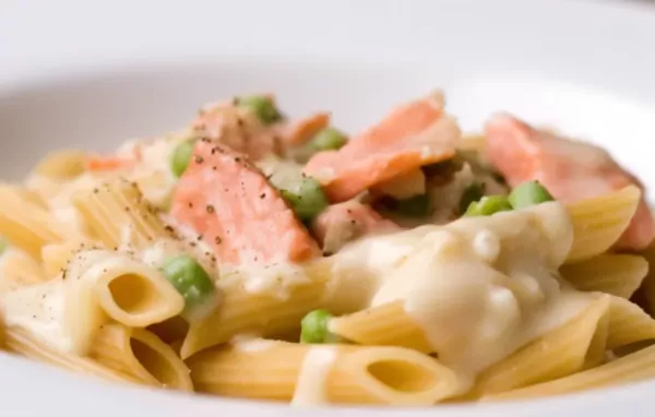 Creamy Smoked Salmon Pasta Recipe - A Delicious and Easy-to-Make Dish