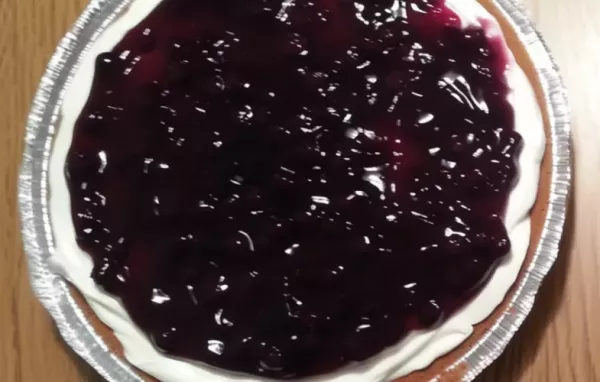 Delicious and Creamy Blueberry and Banana Cream Cheese Pie Recipe