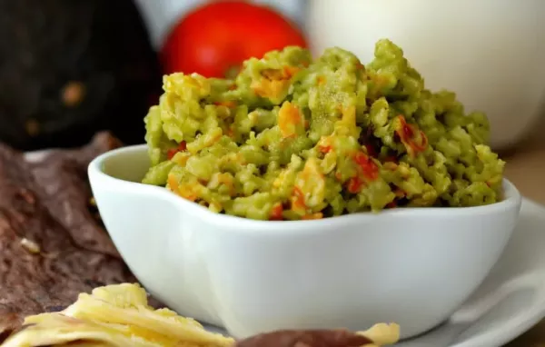 Delicious and Creamy Corn and Avocado Dip