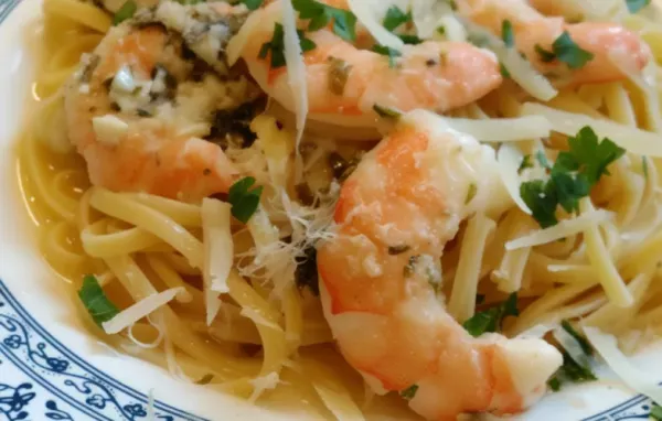 Delicious and Easy Garlic Shrimp Scampi Bake Recipe