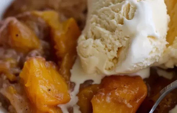 Delicious and Easy Homemade Peach Cobbler Recipe