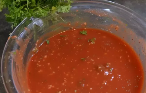 Delicious and Easy Homemade Pizza Sauce for a Flavorful Pizza Experience