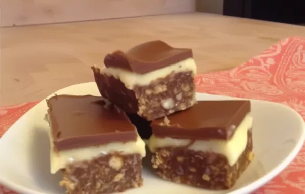 Delicious and Easy Nanaimo Bars Recipe