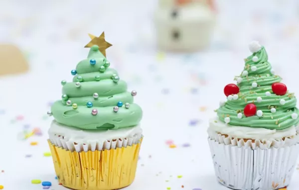 Delicious and Festive Christmas Tree Cupcakes