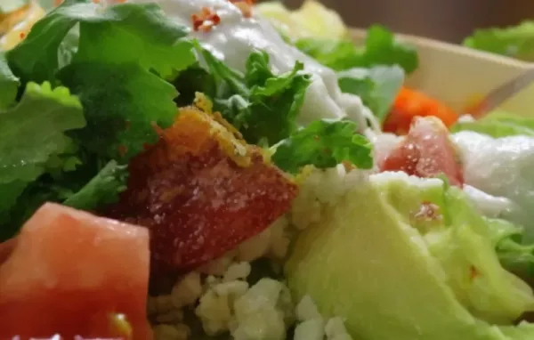 Delicious and Healthy Chicken Avocado Salad Recipe