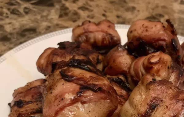 Delicious and Juicy Bacon-Wrapped Grilled Elk Backstrap Recipe