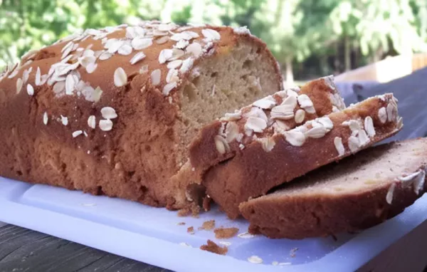 Delicious and Moist Oatmeal Banana Nut Bread Recipe