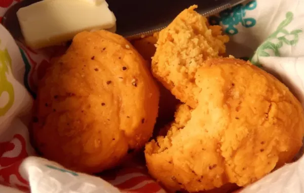 Delicious and Moist Pumpkin Cornbread Muffins Recipe