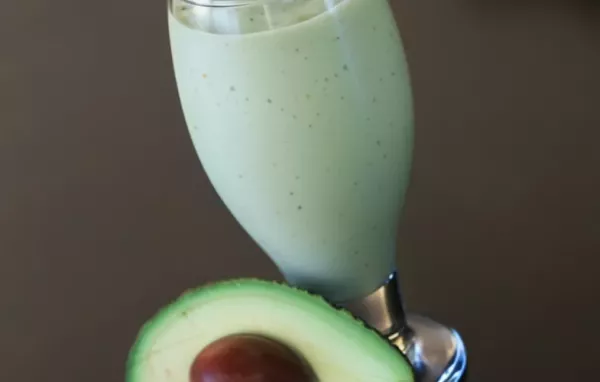 Delicious and Nutritious Nutty Avocado Salad Bowl