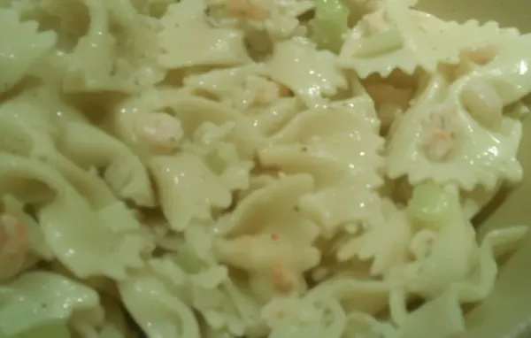 Delicious and refreshing American-style pasta salad with succulent shrimp