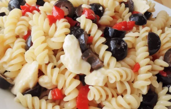 Delicious and Refreshing Mediterranean Pasta Salad Recipe