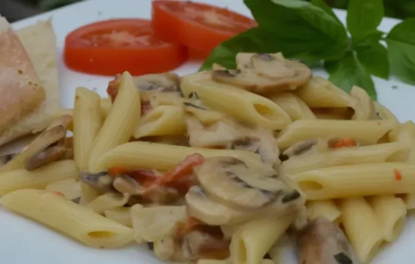 Delicious and Savory Artichoke and Roasted Red Pepper Pasta Recipe