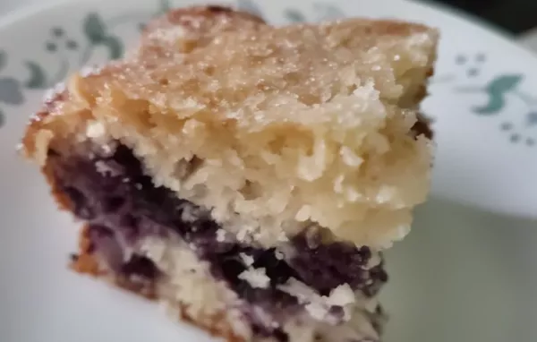 Delicious and simple blueberry cake recipe