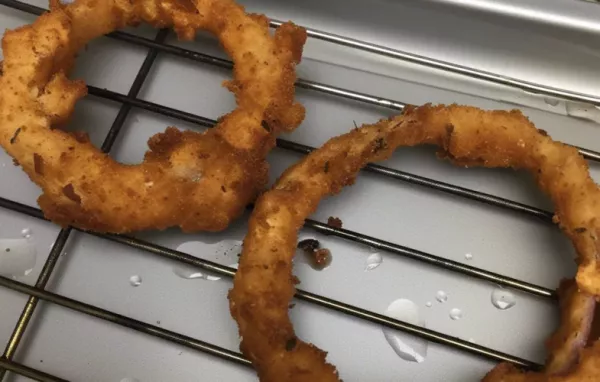 Delicious and spicy homemade onion rings recipe