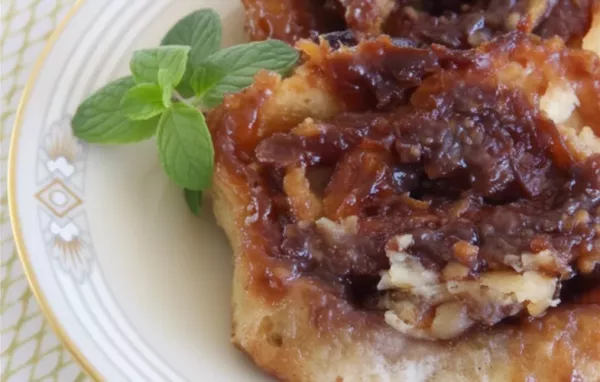 Delicious Apple Walnut Cinnamon Rolls Recipe