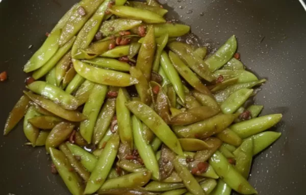 Delicious Bacon and Balsamic Glazed Sugar Snap Peas Recipe