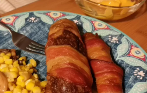 Delicious Bacon Cheeseburger Dogs Recipe