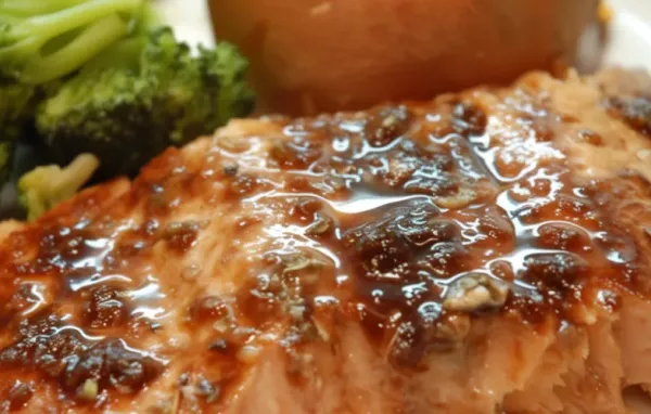 Delicious Balsamic Glazed Salmon Fillets