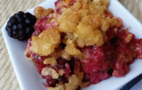 Delicious Blackberry Crisp