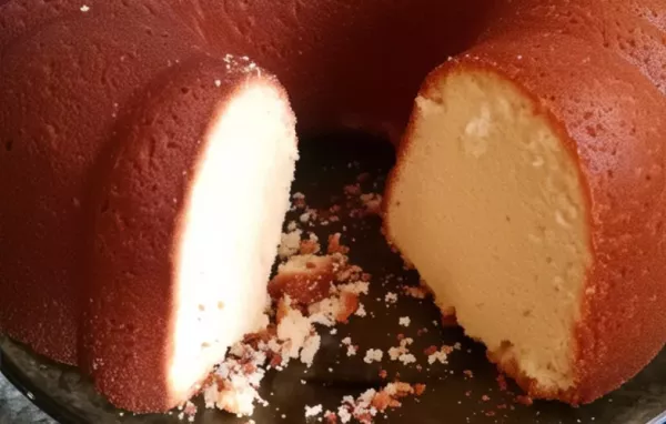 Delicious Buttermilk Pound Cake for a Sweet Treat