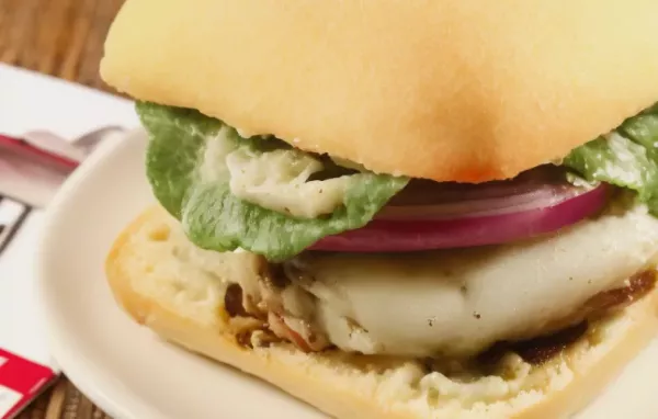 Delicious Grilled Italian Turkey Burgers with a Burst of Flavor