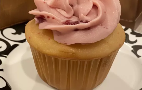 Delicious homemade cherry buttercream frosting