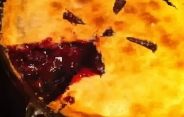 Delicious Homemade Deluxe Blackberry Pie Recipe