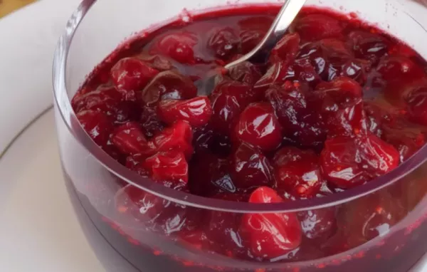 Delicious Homemade Fresh Cranberry Sauce