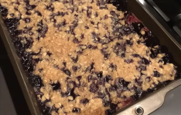 Delicious Huckleberry Crisp Recipe