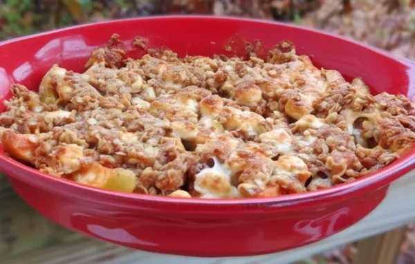 Delicious Marshmallow Apple Crisp