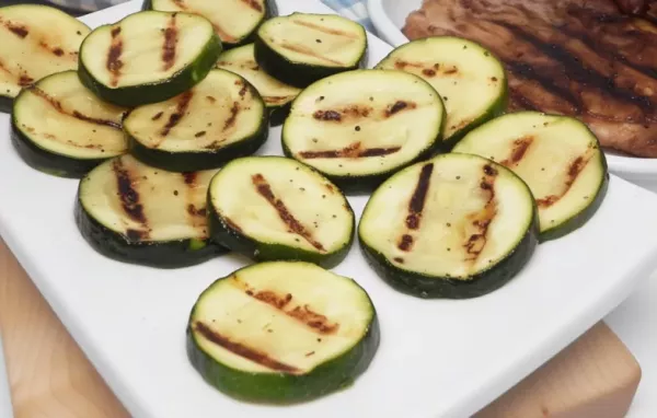 Delicious Pan-Grilled Zucchini with a Zesty Lemon Pepper Twist