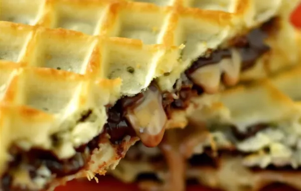 Delicious Peanut Butter Chocolate Waffle Sandwich Recipe