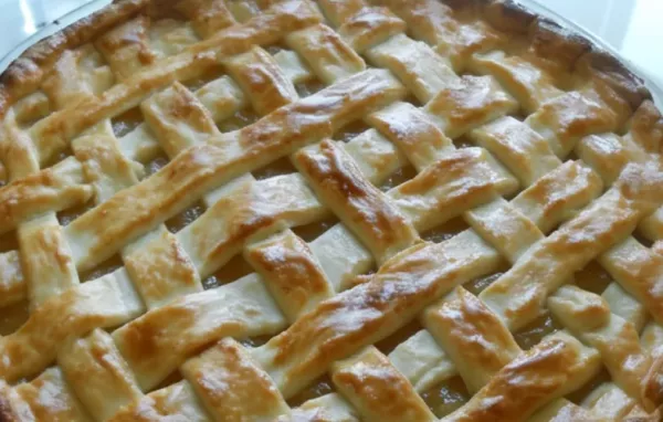 Delicious Pineapple Pie with a Flaky Crust