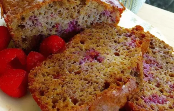 Delicious Raspberry Banana Bread Recipe