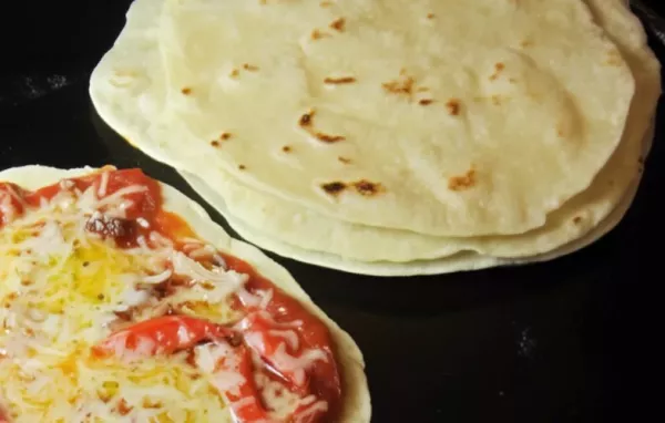 Delicious Skillet Garlic Flatbread Recipe