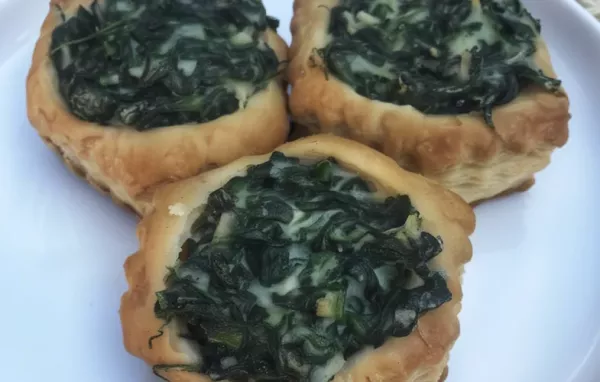 Delicious Spinach and Goat Cheese Phyllo Cups Recipe